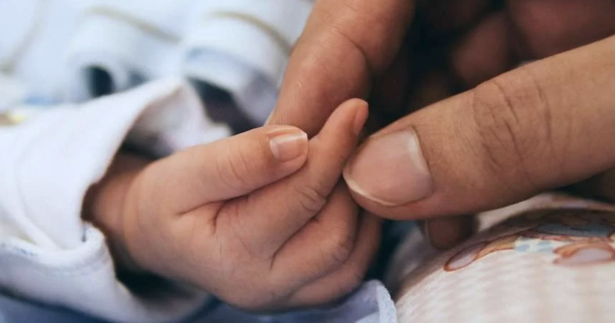 Gobierno de Kast frena puesta en marcha de la nueva Ley de Adopción tras retirar decreto de Contraloría