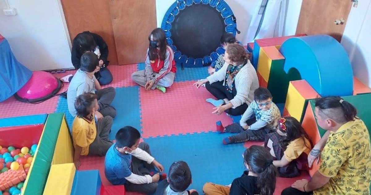 Estudiantes con necesidades especiales alcanzan cifra récord y ya son el 13% de la matrícula en Chile